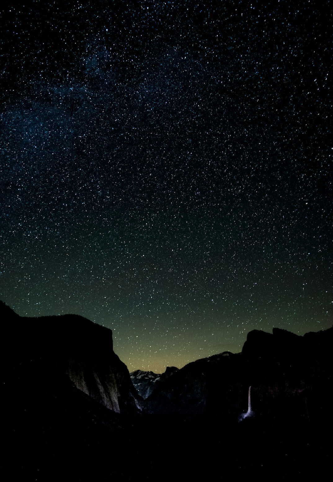 Clear starry night sky over the Elqui Valley in Chile